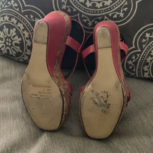 Wedges with Stud Detail - Picture 5 of 7